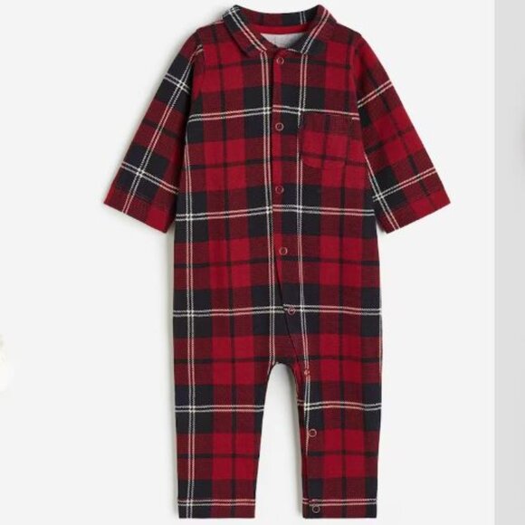 (4/$20) H&M - Christmas Pajama Jumpsuit with Collar - Picture 1 of 5
